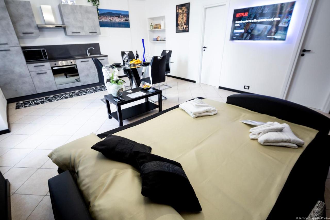 Homeholidaysanremo - 2,0 Bagian luar foto