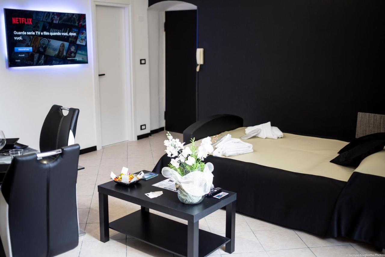 Homeholidaysanremo - 2,0 Bagian luar foto