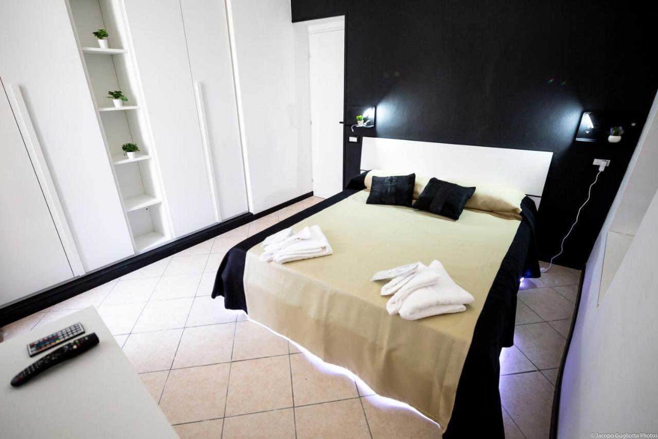 Homeholidaysanremo - 2,0 Bagian luar foto